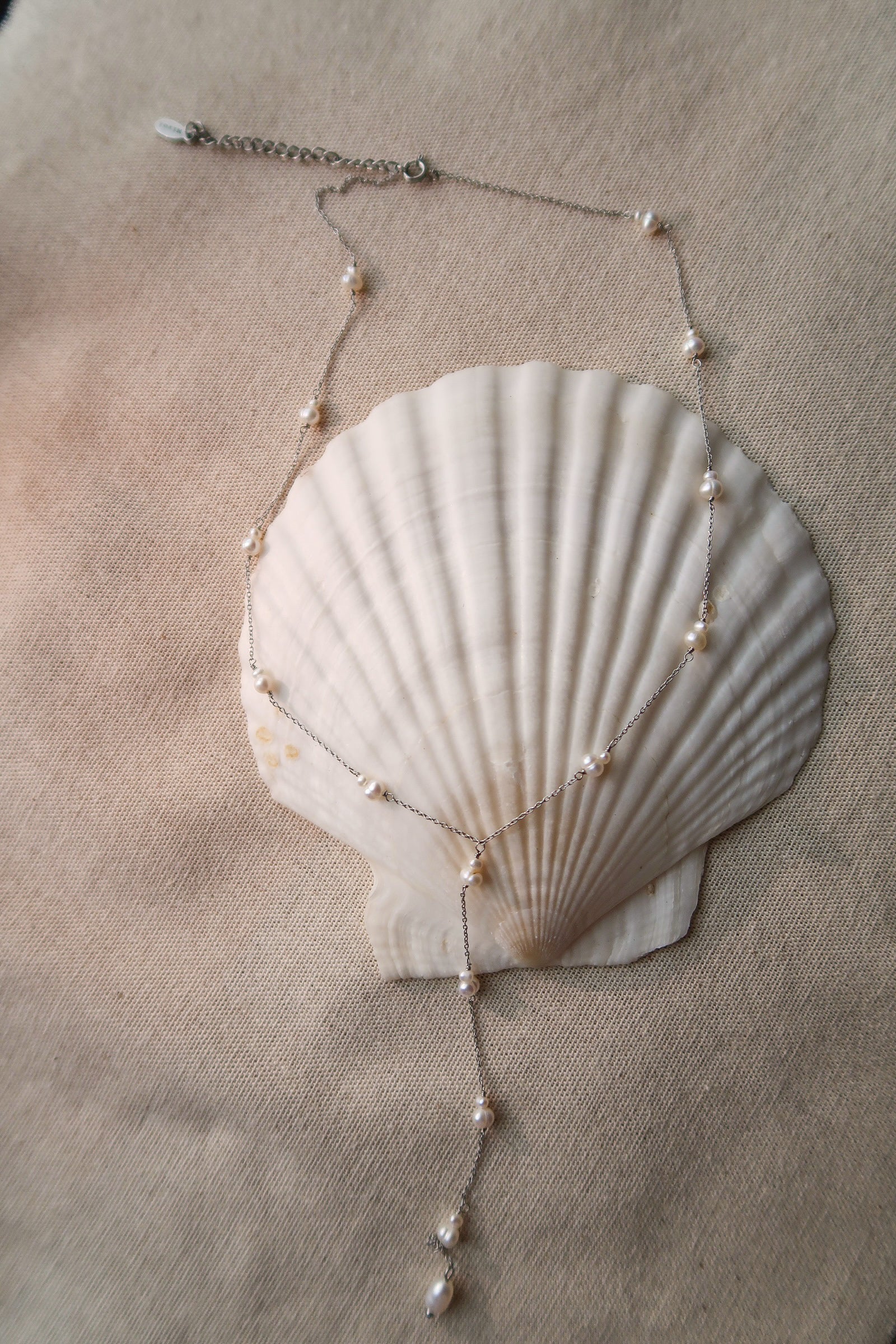 mini mini pearl drop chain necklace