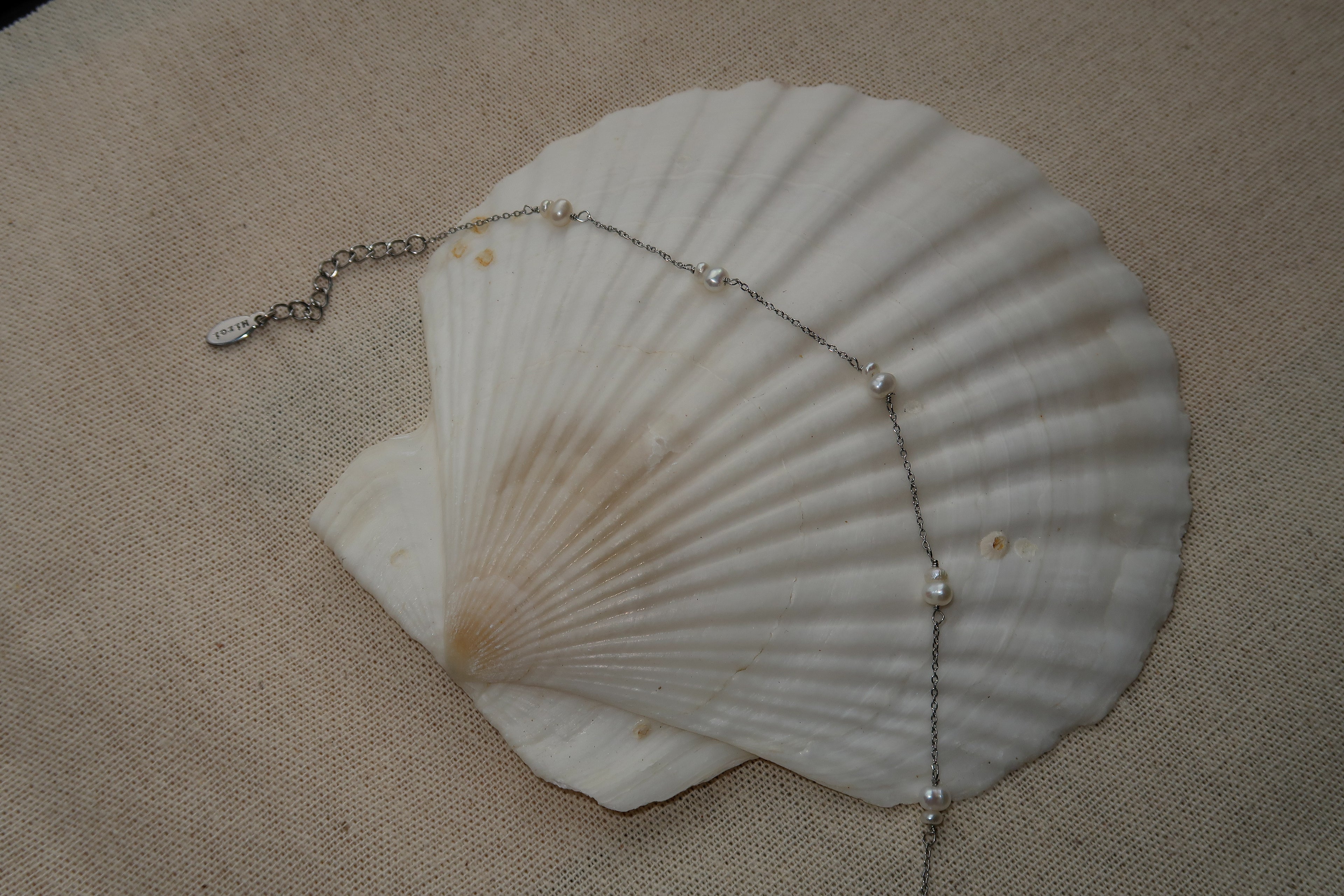 mini mini pearl bracelet